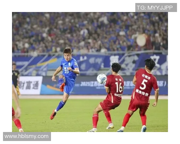 憨憨足球球星赛场趣事不断展现独特魅力引发球迷热烈讨论 憨憨足球球星赛场趣事不断展现独特魅力引发球迷热烈讨论